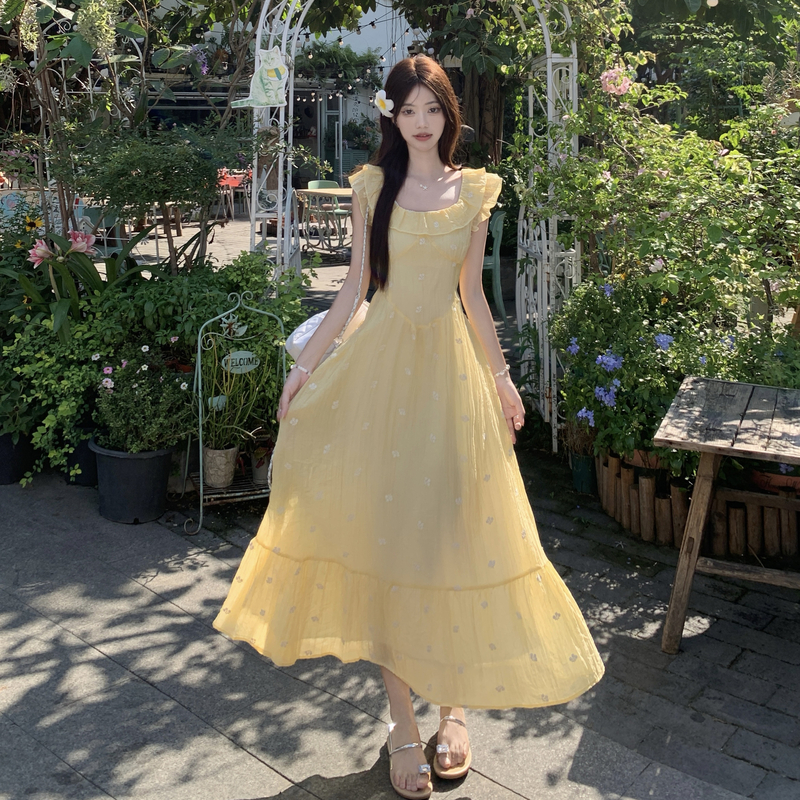 French Square Neck Ruffle Short Sleeve Plus Size A-Line Long Dress - Image 2