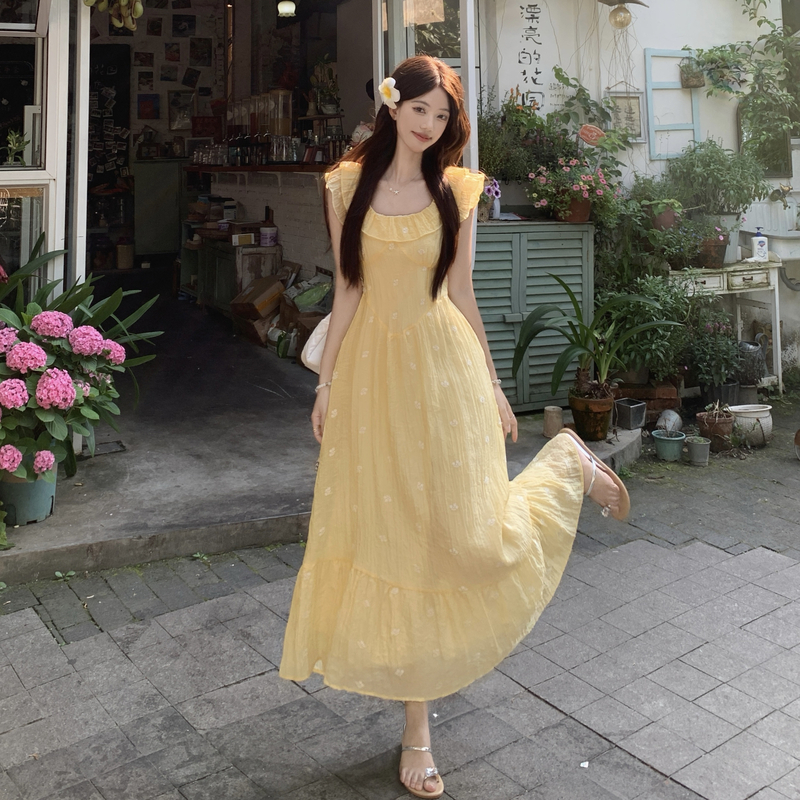 French Square Neck Ruffle Short Sleeve Plus Size A-Line Long Dress - Image 3