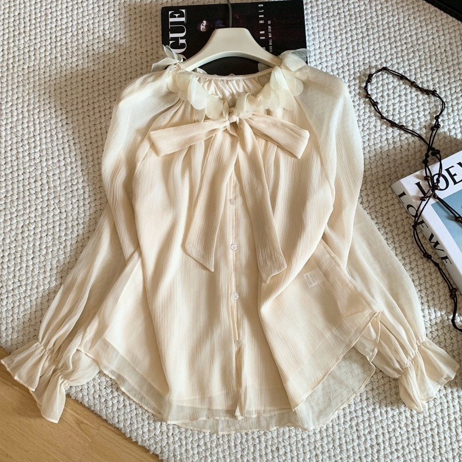 Women's French Petal Collar Tie Shirt 2026 Early Autumn Flared Sleeve Top - Image 5
